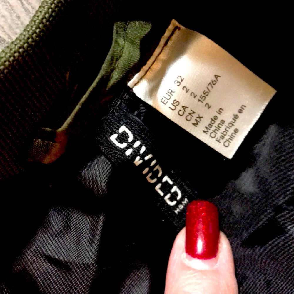 H&M Divided Jacket - Picture 5 of 5